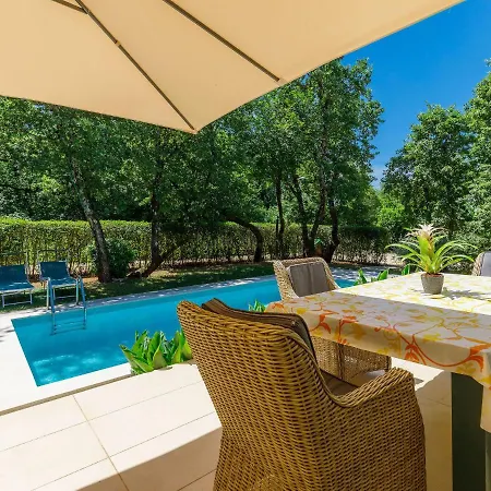 Frleti By Interhome Vakantiehuis *